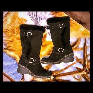 Furry heeled winter boots